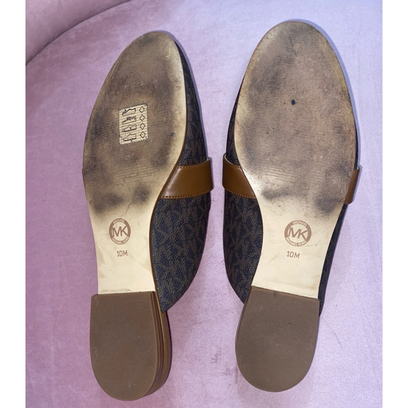 Solid Michael Kors PV22B Women’s PreLoved Size 10M Logo Plate Mule - Picture 6 of 9